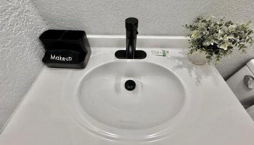 Relaxing 3BR Home Near Orlando Downtown & Parks - Foto 5