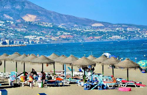 Marina XI Enjoy the Sun, Sea Views, Pools & BBQ Steps from the Beach in Mijas Costa & Fuengirola - Foto 22