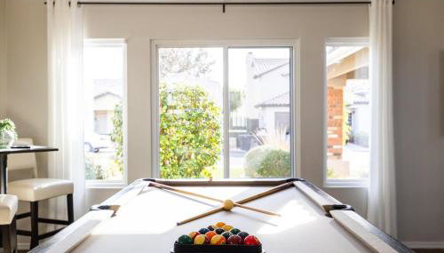 Gilbert Comstock - Photo 2