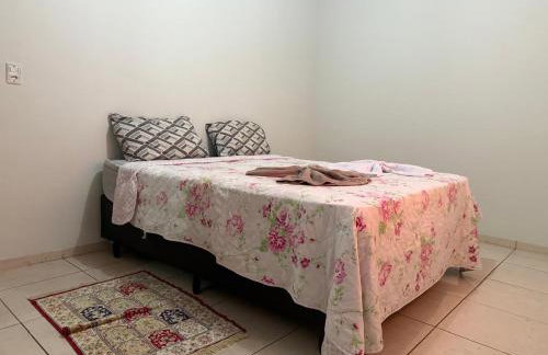 Linda casa e funcional prox Br 060 Go e ao Centro - Foto 17