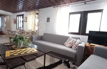 VillaTzer - Traditional house with fireplace and garden - Foto 18