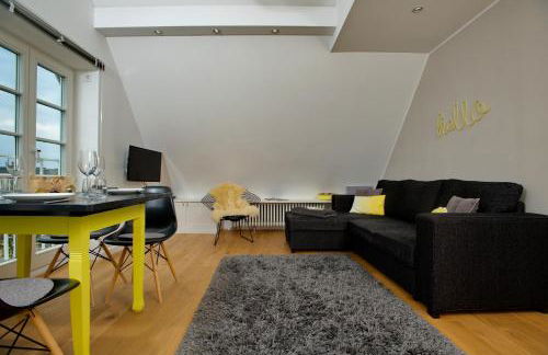 Yellow Upmarine - Foto 4