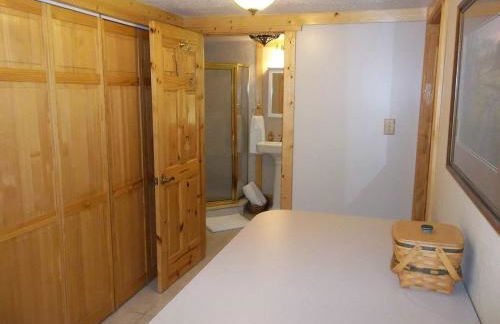 Lovely Log Cabin in the Woods with Hot Tub near the Red River Gorge in Kentucky - Foto 12