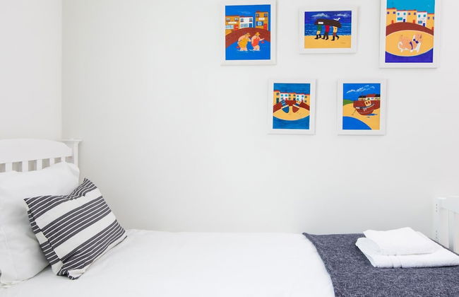 Superior House for 6 Near Beach w Parking Garden - Foto 14