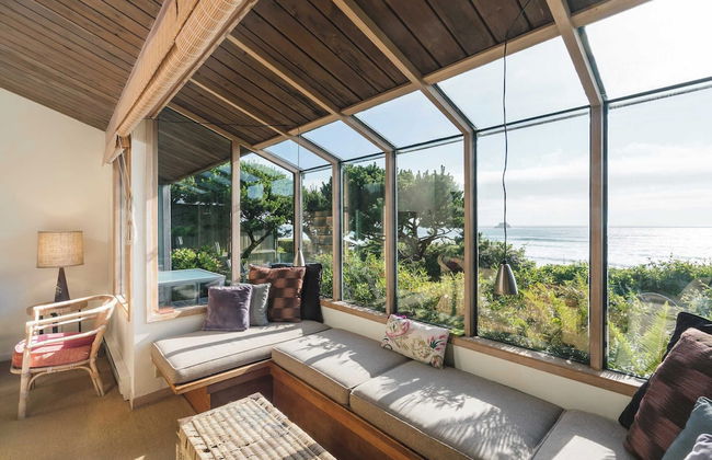Arch Cape Escape by Avantstay Sensational Clift Top Home w/ Pacific Ocean Views - Photo 27