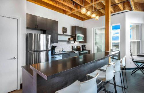 Brand New Condo in Downtown Bremerton - Foto 7