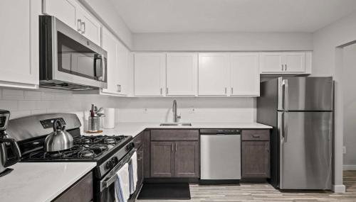 Peaceful & Trendy Unit Near Attractions - Foto 4