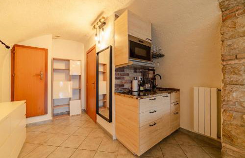 Studio with private garden by GardaDoma - Foto 12