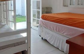 Casa de Praia em Bertioga, São Paulocom Piscina Ar Condicionado Wifi a 500m do Mar - Foto 11