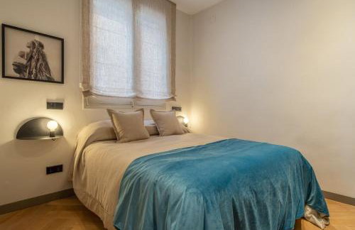 Spacious 3-Bed Apartment in Salamanca Madrid - Photo 24