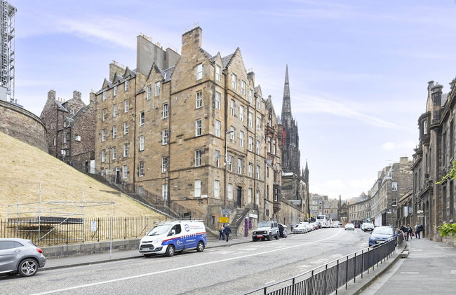 JOIVY Charming 2-Bed Flat Near Edinburgh Castle - Foto 51