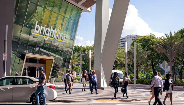 West Palm Beach to Miami High-Speed Train Ticket - Photo 4