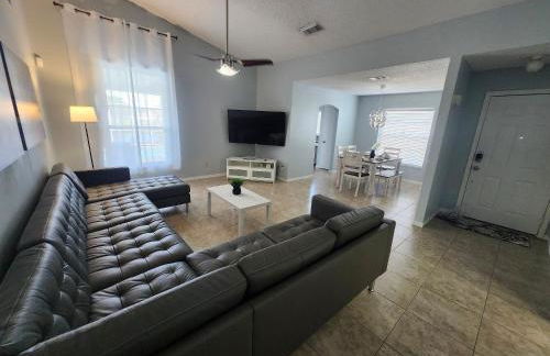 Central Location Lakeview Pool Villa near Disney - Foto 2