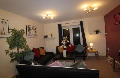 Southdown House Doe Lea by Smart Corporate Stays - Foto 1