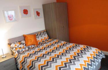 StayNEC Moat House Birmingham - For Company, Contractor and Leisure Stays - NEC, HS2, JLR, Airport - Foto 13