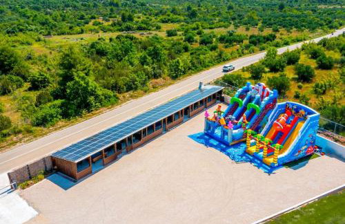 Cozy and Chic Little House with Pool Ivinj - 3 - Foto 39