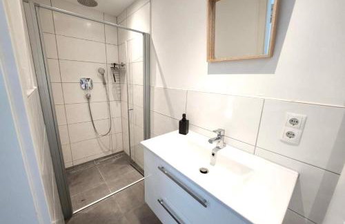 Modernes Apartment mit WIFI, Aufzug & Kostenlos Parken EL-Living - Foto 6