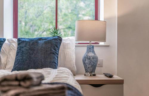 Spacious Central Leeds Flat - Sleeps 8 - View City Centre - Foto 10