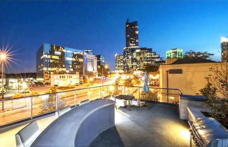 Skyline Retreat Penthouse, Top Floor, Year round Pool, City View! - Foto 60
