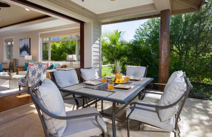 DOLPHIN HALE Inviting KaMilo 3BR Home with Private Beach Club - Foto 1