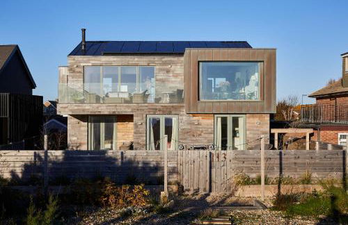 Stunning architect designed beachfront property - Foto 6