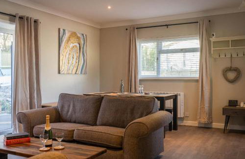 Stone's Throw Away from the English Channel! -Family and Dog Friendly - Foto 21