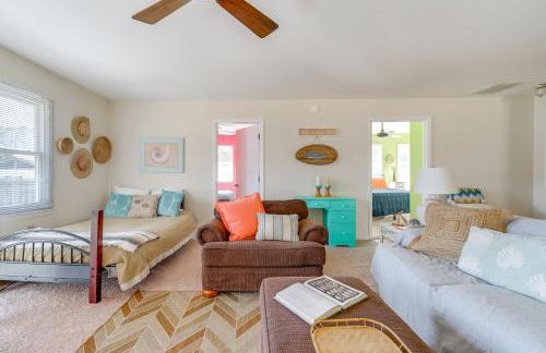 Surf City Spring Escape with Fire Pit - Foto 6