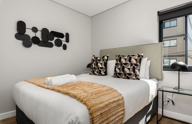 Unit 3 3 On Albany - Photo 2