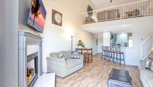 Amazing Views from Balcony, Loft & Gated Pool - Foto 5