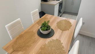 Kehoe's Pad Near Etihad Stadium & Coop Live Arena Sleeps 4 - Foto 3, stove