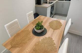 Kehoe's Pad Near Etihad Stadium & Coop Live Arena Sleeps 4 - Foto 3