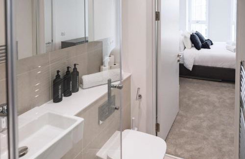 Stylish 2 BDR Apartment By Torr Property Group Short Lets & Serviced Accommodation With Free WiFi Central Manchester - Foto 30