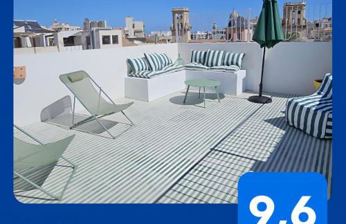 Penthouse with breathtaking views of heart of Alicante - Photo 33