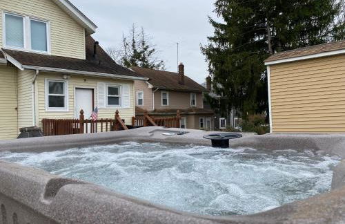 1 Bus Stop To NYC-Hot Tub-EWR Airport-Free Parking - Foto 51