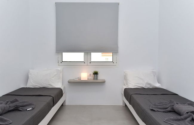 The Local House - Photo 2