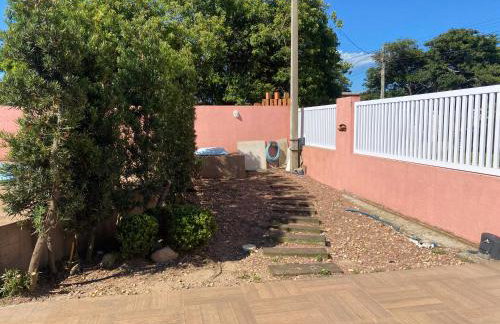 Belíssimo sobrado com piscina - Foto 4