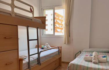 Ideal para familias con jardín privado, piscina y playa a 2 min - Photo 12