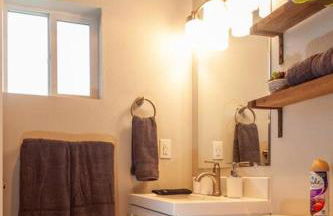 Comfortable Duplex Unit - Beautiful Lake Views! - Foto 14