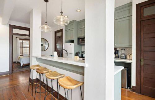 Stylish, historic loft in Downtown Galveston, 3 blocks to The Strand - Foto 12
