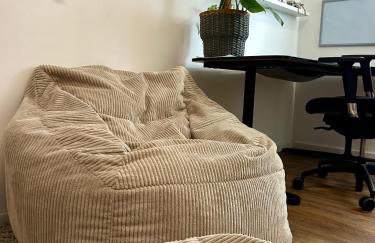 Wohlfühloase mit Pool, Kamin & großer Terrasse - Foto 22