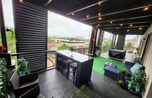 The Treehouse Spacious & Fun 2BR Retreat in the Heart of the Domain - Foto 3