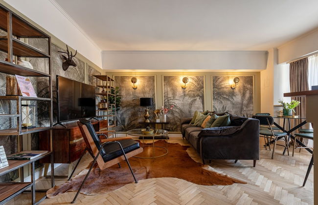 Views of Palace of the Parliament 2BR Jungle Theme - Foto 24