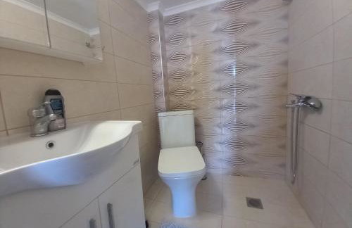 Breeze - Cozy Beachfront Lux Apartment - Listen Piano & the waves - Foto 26