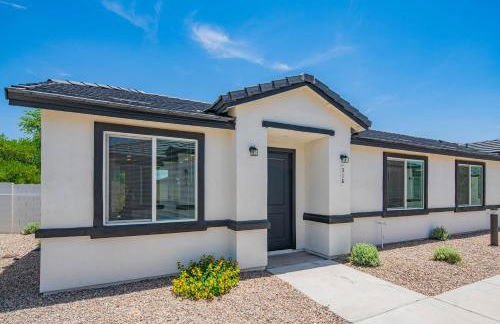 Serene 2BR Home with Premium Beds - Foto 61