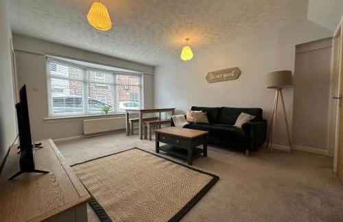 Cosy, 2 Bedroom Cottage in Guisborough Town Centre - Foto 10