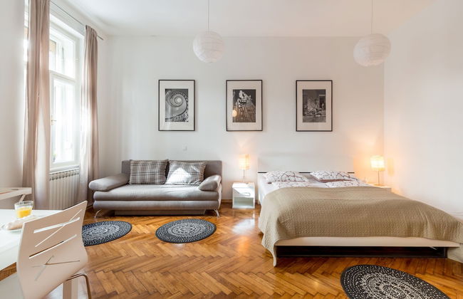 Downtown Zagreb Apartments - Photo 29