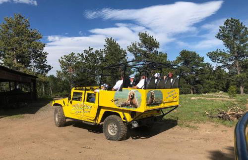 Lily Mountain Lodge - Amazing Mountains Views, Private Hot Tub, Great Location - Foto 26