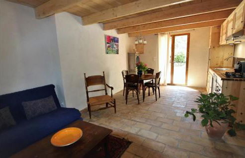 2 Bedroom Beautiful Home In St Didier - Foto 15
