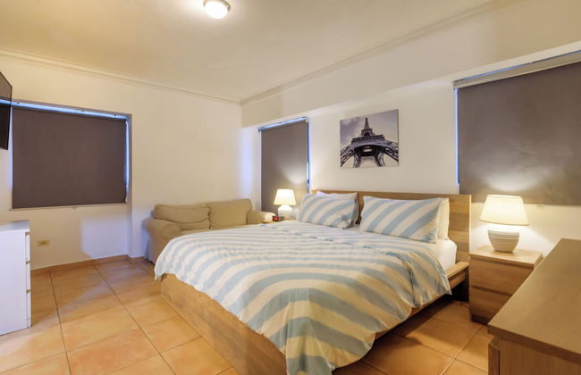 Apartment in Bella Vista Sleeps 10 - Foto 1