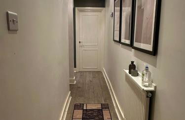 Central 1bedroom Apartment, connected via underground, overground and many bus routes - Foto 6